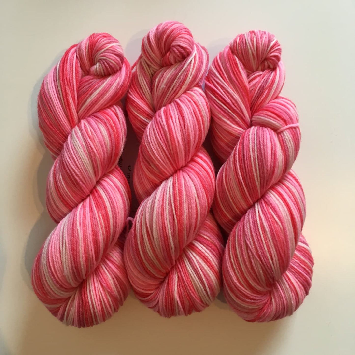 Spread The Love, 5 Streifen, selbststreifendes Sockengarn, handgefärbte sockenwolle, handgefärbtes Garn, handgefärbte wolle