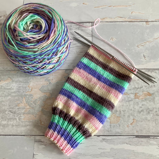 Carpe Diem, 5 stripes, self-striping sockyarn, handdyed sockyarn, handdyed yarn, handdyed wool