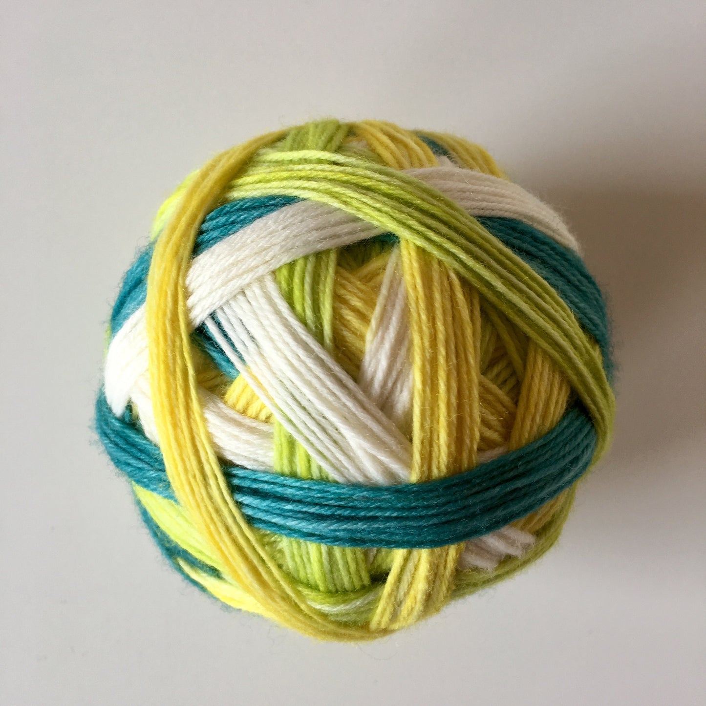 Daisy , 4 Streifen, selbststreifendes Sockengarn, handgefärbte sockenwolle, handgefärbtes Garn, handgefärbte wolle
