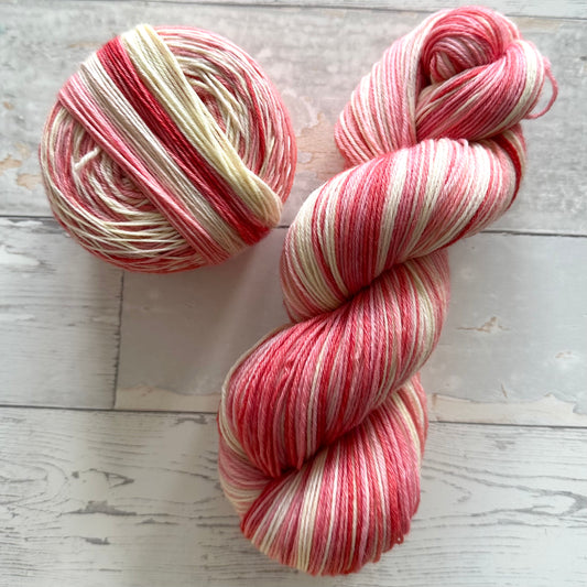 Strawberry Cake (4 stripes)