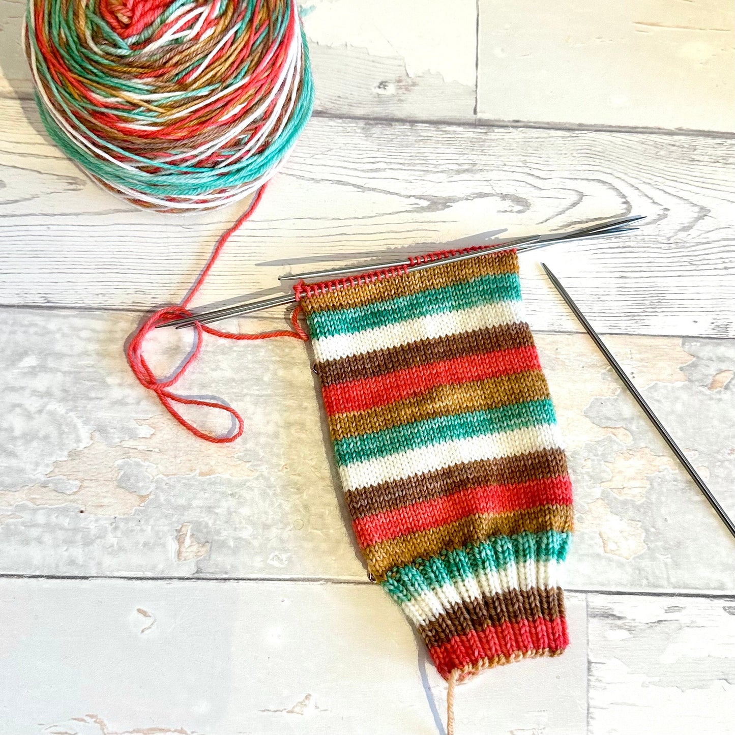 Christmas Cookies, 5 stripes, self-striping sockyarn, handdyed sockyarn, handdyed yarn, handdyed wool
