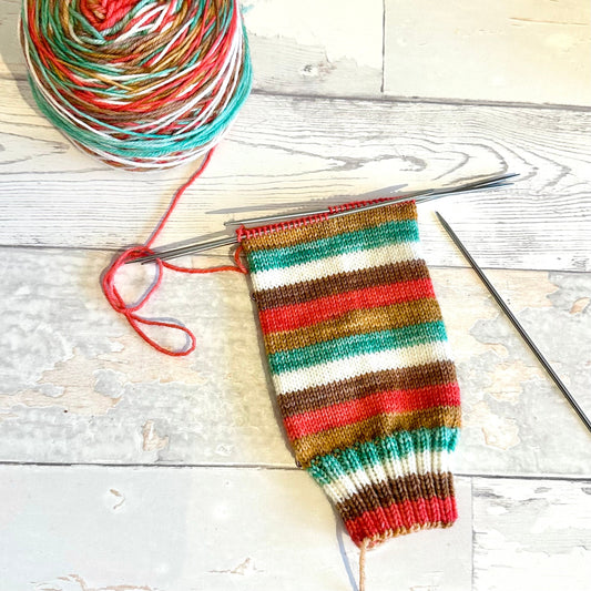 Christmas Cookies, 5 stripes, self-striping sockyarn, handdyed sockyarn, handdyed yarn, handdyed wool
